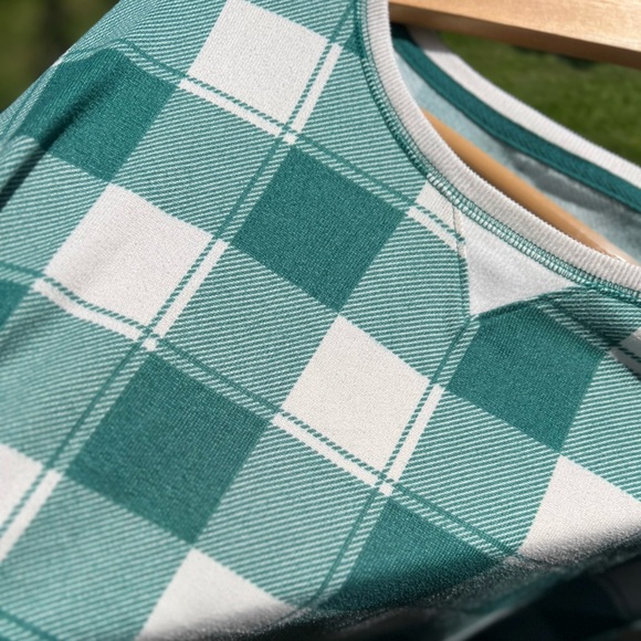 Sonoma Green and White Plaid Pajama Top - Womens Large - Picture 2 of 5